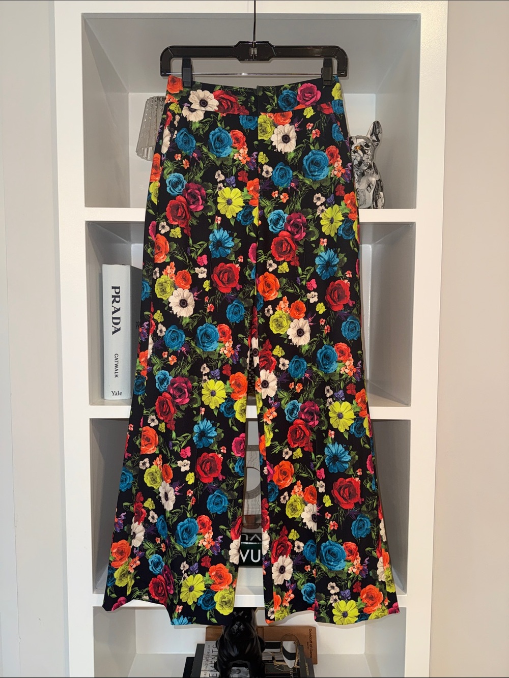 Alice + Olivia Black Floral Pants with Multicolor Blooms